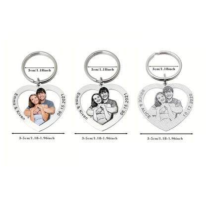 Double-Sided Engraving Is Possible, Customized Photo Portrait Heart-Shaped Stainless Steel Keychain, a Warm and Personalized Keepsake, Suitable for Daily Key Storage and as a Portable Accessory. It Can Be Used as an Exclusive Gift for Birthdays, Anniversa