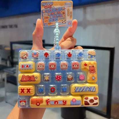 In Stock ///26Grid Keycap Clicker Anti Stress Fidget Keyboard Keychain Decompression Button Cartoon Party Favor Gift 26구 키캡 키링